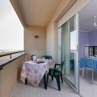 One-Bedroom Apartment Front Sea View  