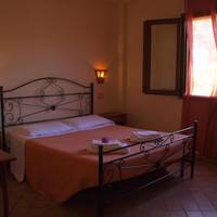 Two-Bedroom Apartment (2-4 Adults)
