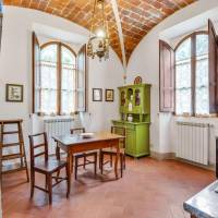 Four-Bedroom Holiday Home