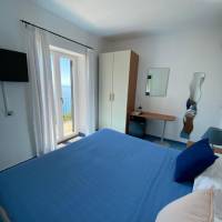 Double Room with Balcony and Sea View