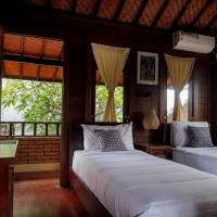 Twin Room with Balcony