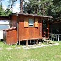 Caravan (4 Adults)