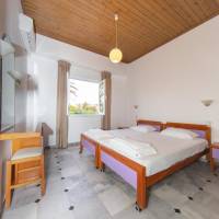 Standard Triple Room with Sea View