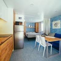 Comfort One-Bedroom Mobile Home with Terrace