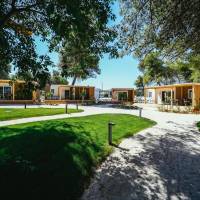 Deluxe Three-Bedroom Mobile Home with Terrace