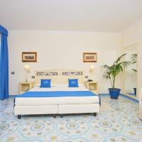 Triple Room with Sea View