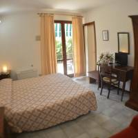 Double or Twin Room with Garden View - Annex