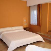 Two Connecting Double Rooms