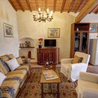 Two-Bedroom Apartment (7 Adults)