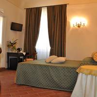 Triple Room with Garden View