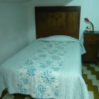 Single Room with Shared Shower and Toilet