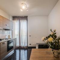 Apartment with Shower