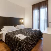 Twin Room with Shower