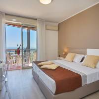 Standard Double Room with View