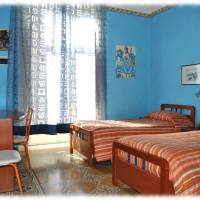Twin Room with Shared Bathroom