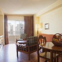 One-Bedroom Apartment (2 - 4 Adults)