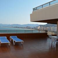 Penthouse Apartment 4 Bedrooms (8 Adults)