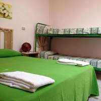 Family Room (2 Adults + 2 Children)