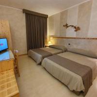 Deluxe Queen Room with Two Queen Beds