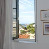 Deluxe Premier with View and Spa access