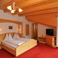 Studio with Balcony (2 Adults)