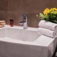 Double Room (1 Adult)