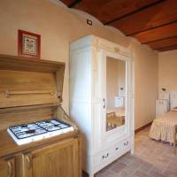 Studio (2 Adults)