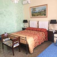 Deluxe Room (2 Adults + 1 Child)