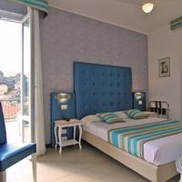 Double or Twin Room with Terrace