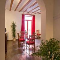 One-Bedroom Apartment (4 Adults)