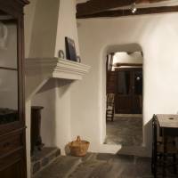 Two-Bedroom House with Terrace