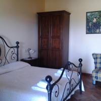 Deluxe Room (2 Adults + 1 Child)