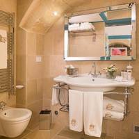 Suite with Hot Tub - Separate Building