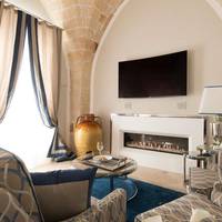 Superior King Suite - separate building