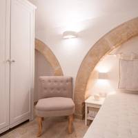 Superior One-Bedroom Apartment - Separate Building