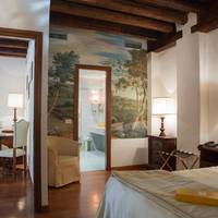 Suite with Garden View
