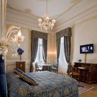 Suite with Park View and Gala Dinner