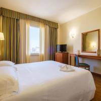 Double Room (1 Adult)