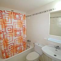 One-Bedroom Apartment (Twin Bed) 