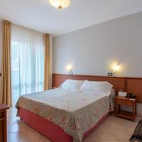 Double or Twin Room with Beach Access