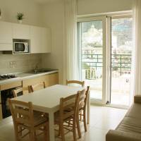 Apartment with Balcony - Annex