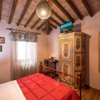 Basic Double Room with Private External Bathroom