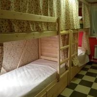 Кровать в общем номере
