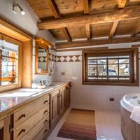 Suite with Mountain View