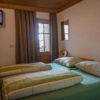 Double or Twin Room with Mountain View