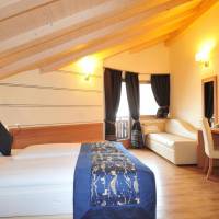 Large Double Room