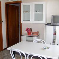 One-Bedroom Apartment with Balcony (3 Adults)