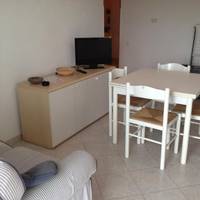 One-Bedroom Apartment with Balcony and Sea View (4 Adults) 