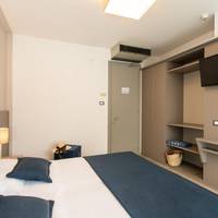 Standard Double or Twin Room with Lateral Sea View