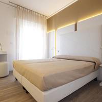 Deluxe Double or Twin Room with Balcony